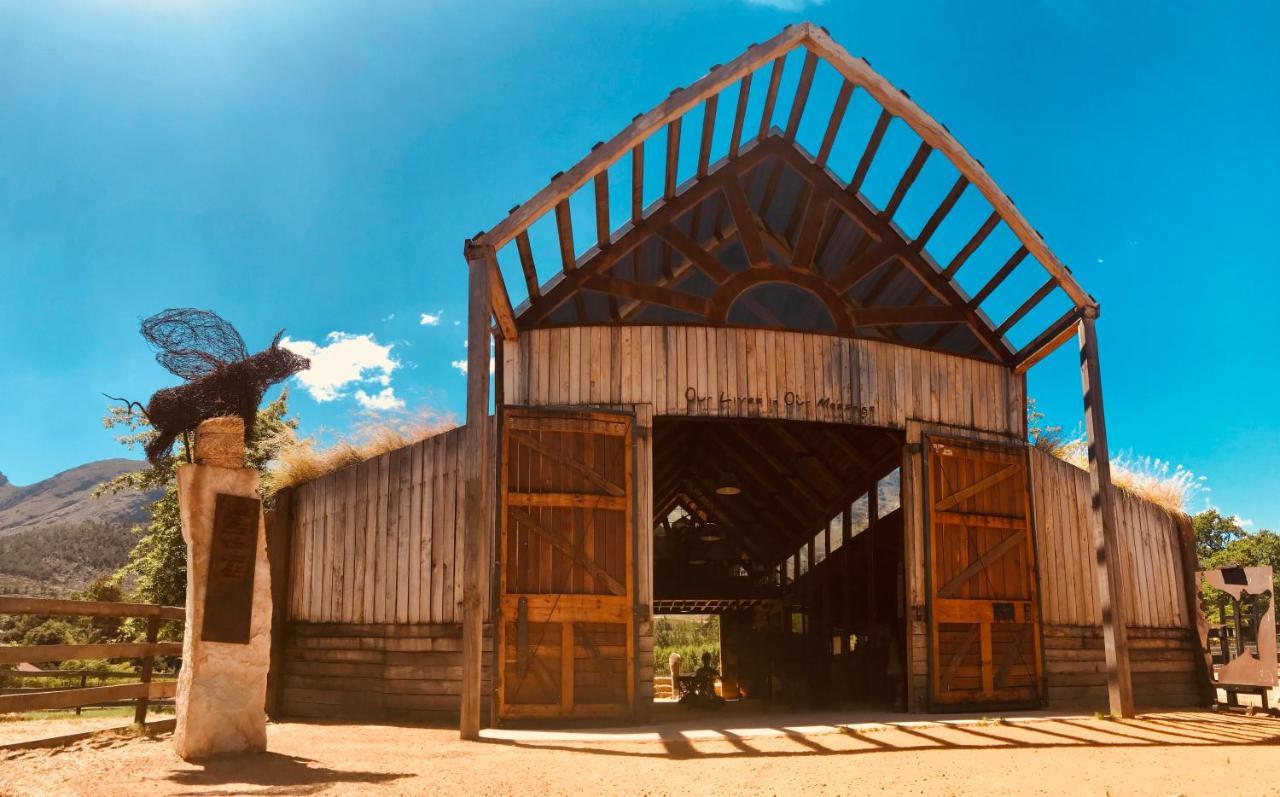 Inspiring Farm Sanctuary And Famous Painting Pig Hotel Franschhoek Exterior foto